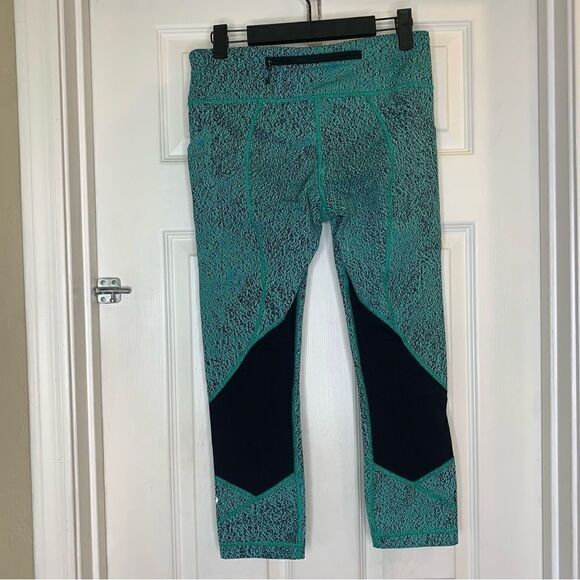 Lululemon Pace Rival Crop Power Luxtreme Spray Jacquard Bali Breeze Black Size 6 - Picture 5 of 9